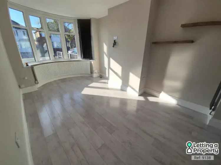 3 Bedroom Semi-Detached House for Rent in Rubery