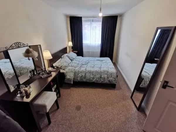 Modern 2 Bed 1st Floor Apartment For Growing Family