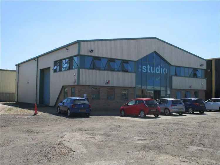 Industrial Storage Building Gainsborough Modern 6m Eaves Height Ample Parking