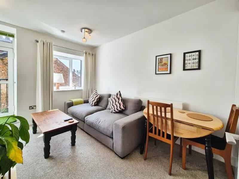 2 bedroom  Flat for sale, York, North Yorkshire, YO24