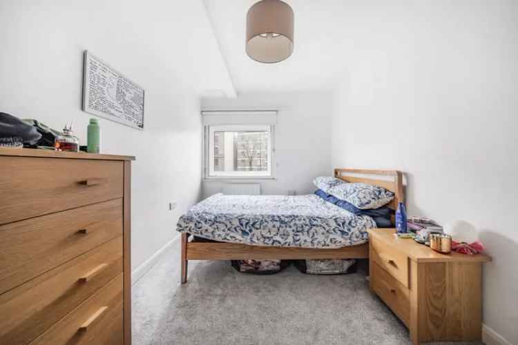 Atwood House Apartment near Earls Court and West Kensington Tubes