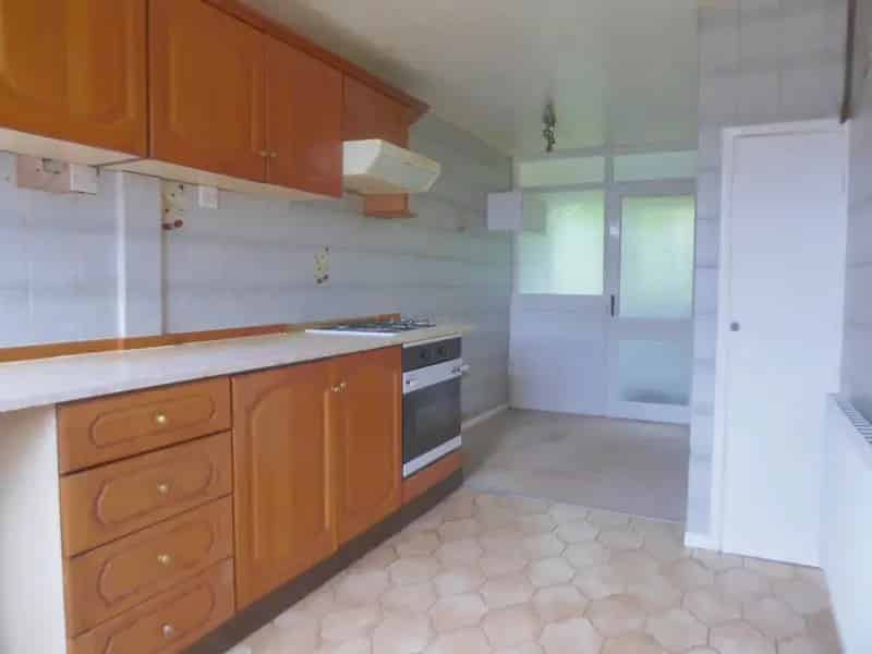 3 bedroom House
 To Rent