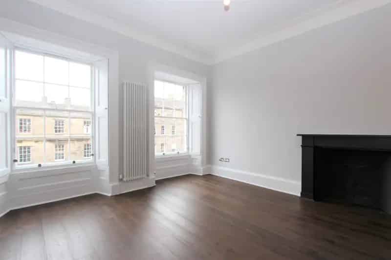 2 Bedroom Flat to Rent in Edinburgh New Town