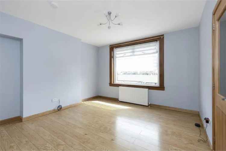 3 Bed Terraced House Wallyford - Modern Kitchen & Conservatory