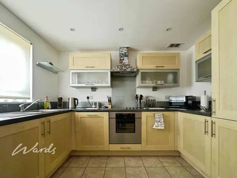 2 Bedroom Apartment Holborough Lakes Rent