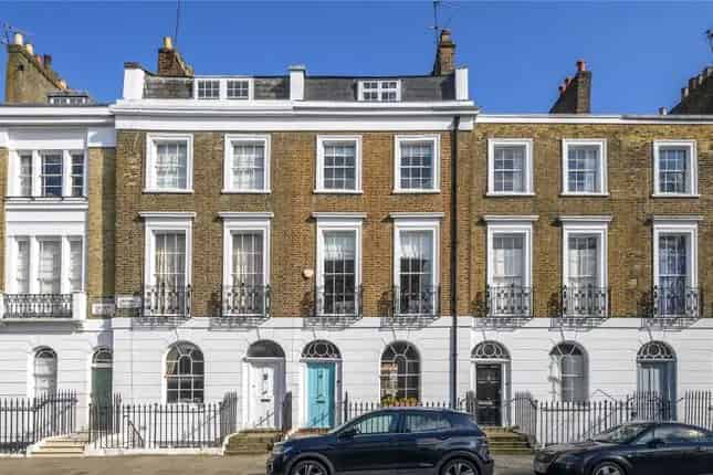 Elegant Grade II Listed Georgian House Gibson Square Islington