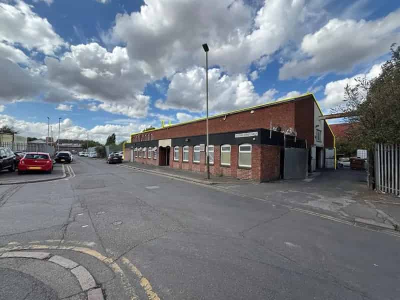 Industrial property For Rent , 32-34, Syston Street East, Leicester, England
