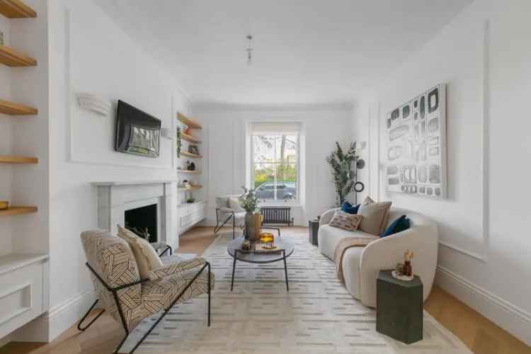 Apartment for sale with 2 bedrooms, Hereford Square, SW7