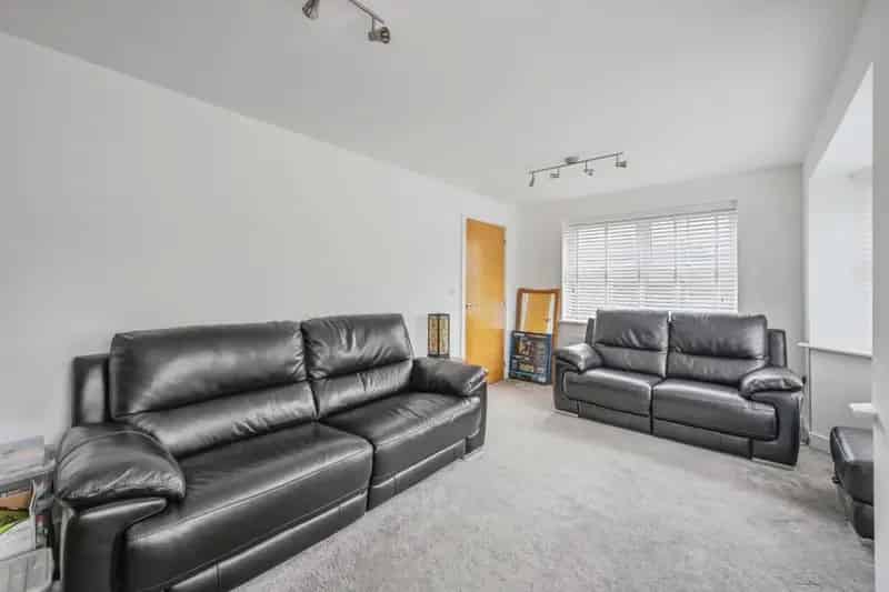 4 Bedroom Detached House For Sale in Tamworth