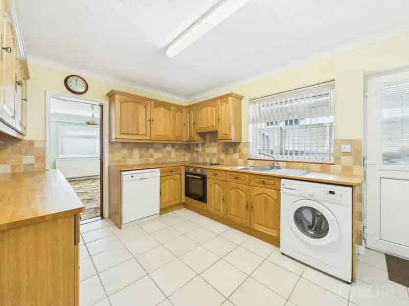 1970s Family Home Near A14 Newmarket Road Bury St Edmunds