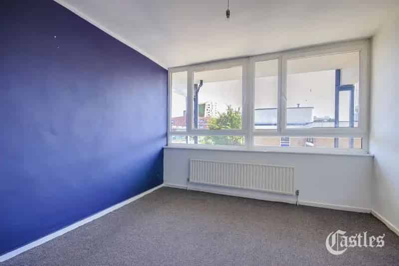 2 Bedroom Apartment House to Rent