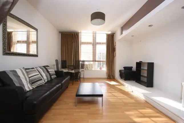 Mews house to rent in Carfrae Street, Glasgow G3