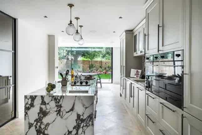 Semi Detached House for Sale in Agar Grove London NW1