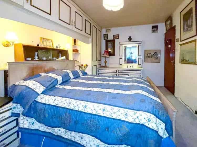 6 Bed House for Sale Near Sutton Cheshire