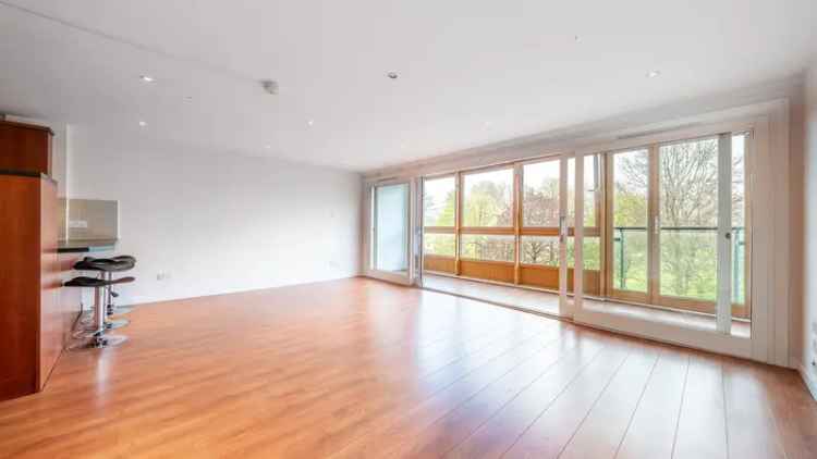 Templeton Building 2-Bedroom Apartment Glasgow