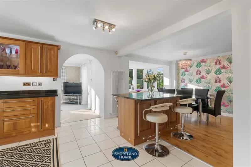 5 Bedroom Detached House to Rent in Gibbet Hill Coventry