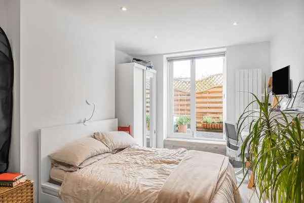 Northcote Road, London, SW11 6PS | Property for sale | Savills