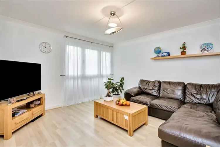 2 Bed Flat - Ground Floor with 1 Reception Room