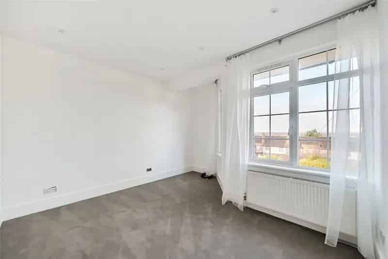 3 Bedroom House for Sale in London