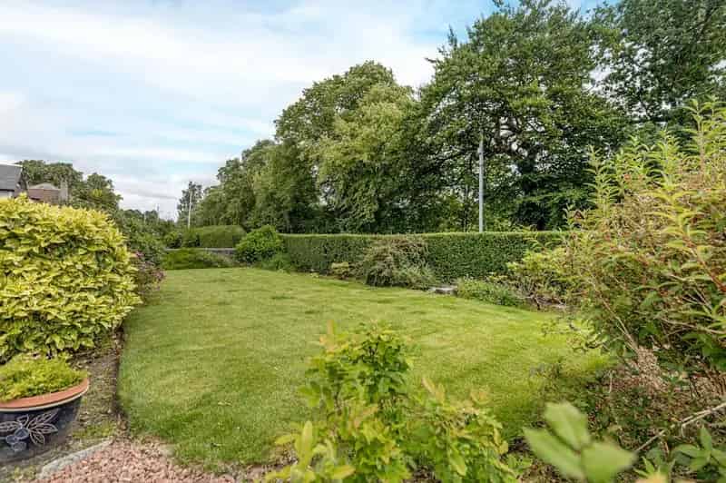 3 Bedroom Detached House for Sale in Newton Mearns