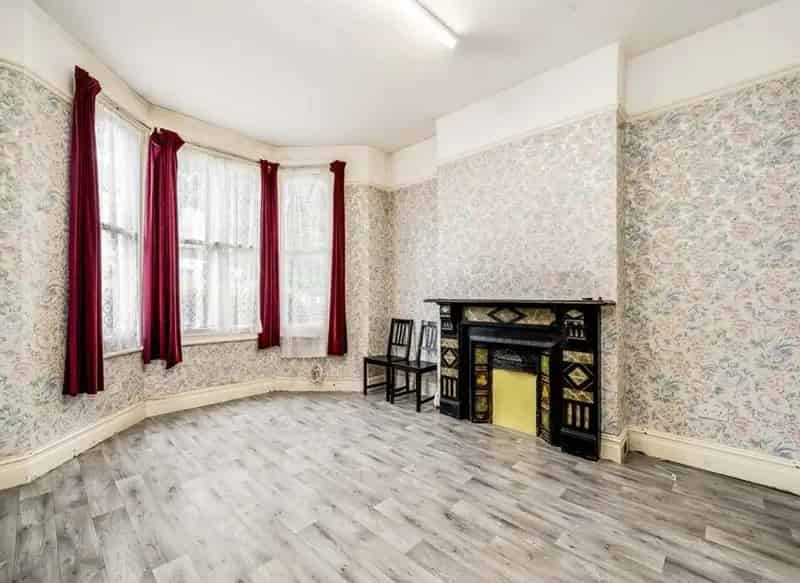 Four Bedroom Victorian House Kensal Rise Potential to Extend Chain Free