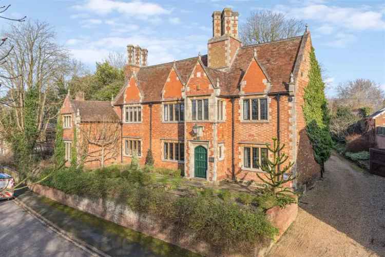 Grade II Listed 4-Bedroom House Watling Street Little Brickhill