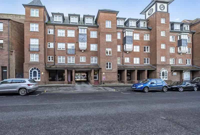 1 Bedroom Apartment for Sale