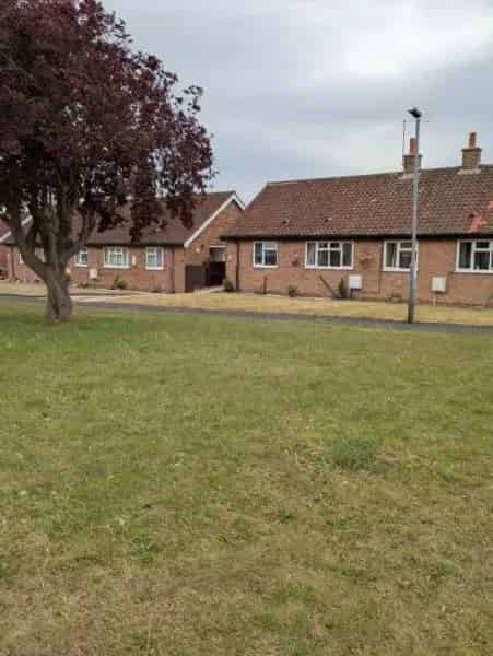 Two Bedroom Bungalow Near Leeds and York