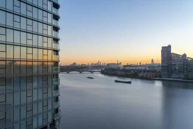 Luxury Flat for Sale Chelsea Waterfront London