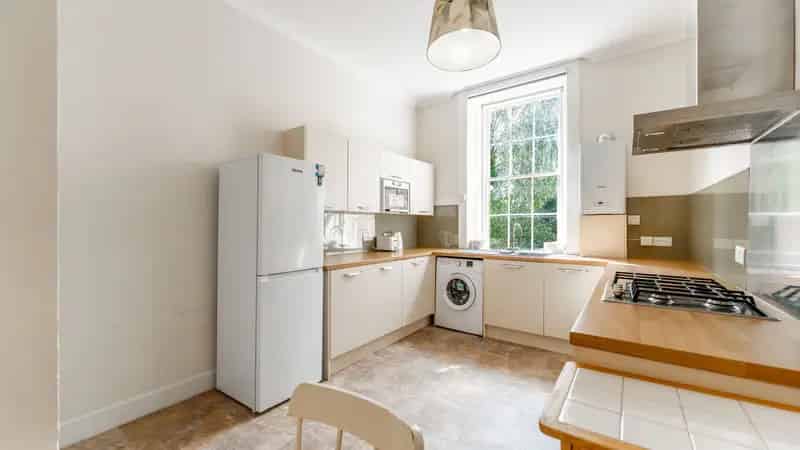 Spacious One Bedroom Flat Near Glasgow School of Art