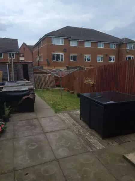3 Bed Mid Terrace House Swap - Close to A1, A45, A6, M1, M6