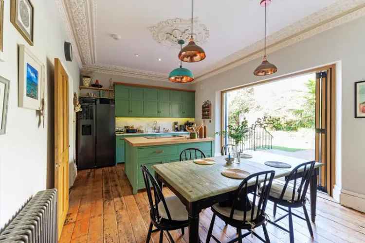 4 Bedroom Semi Detached House For Sale Bristol