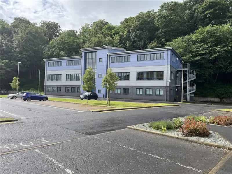 Modern Office Suites 3 Floors Open Plan Layout