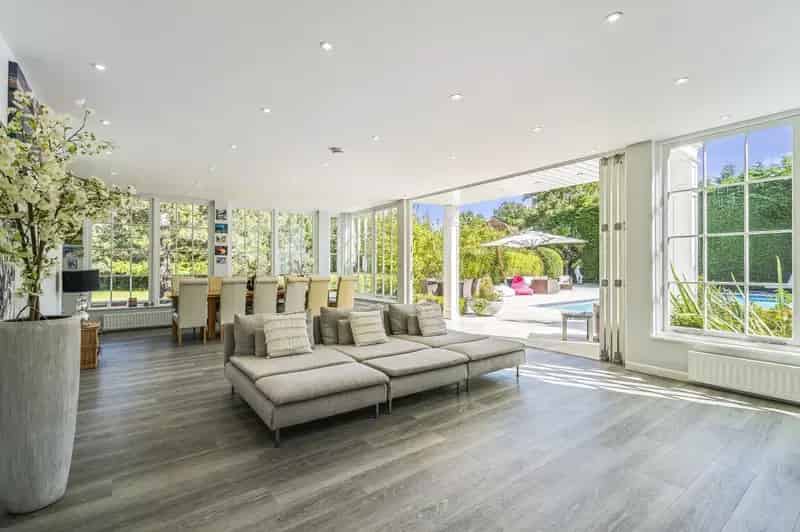 5 Bedroom House for Sale in Berkshire
