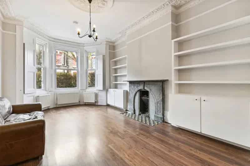 3 Bedroom Victorian Flat Brixton Garden Modern Kitchen 2 Bathrooms
