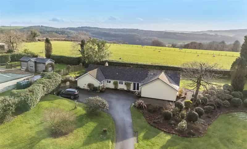 4 Bedroom Detached Bungalow with Cabin 76 Acres Glynn Bodmin