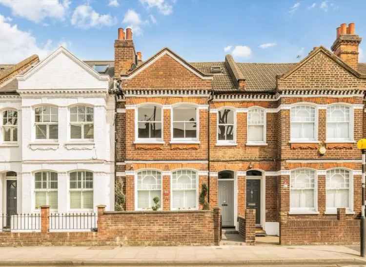 2 Double Bedroom Flat with Private Garden Sands End