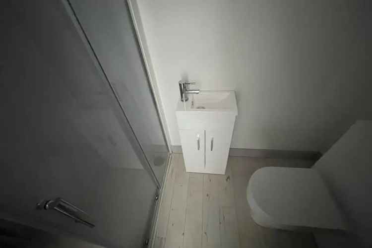 Fully Furnished Ensuite Room Kingsley All Bills Included