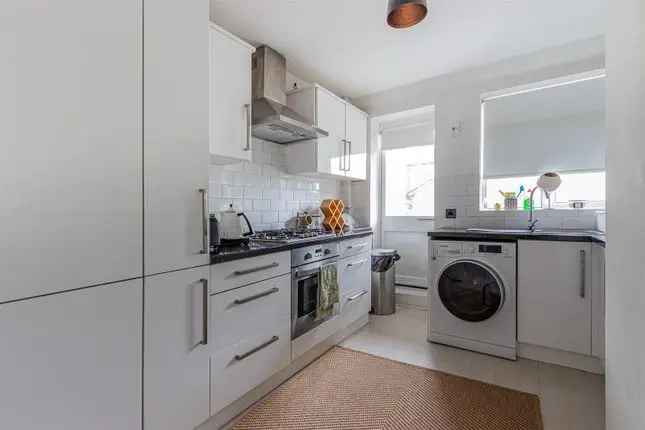 Flat for sale in Penhill Road, Pontcanna, Cardiff CF11