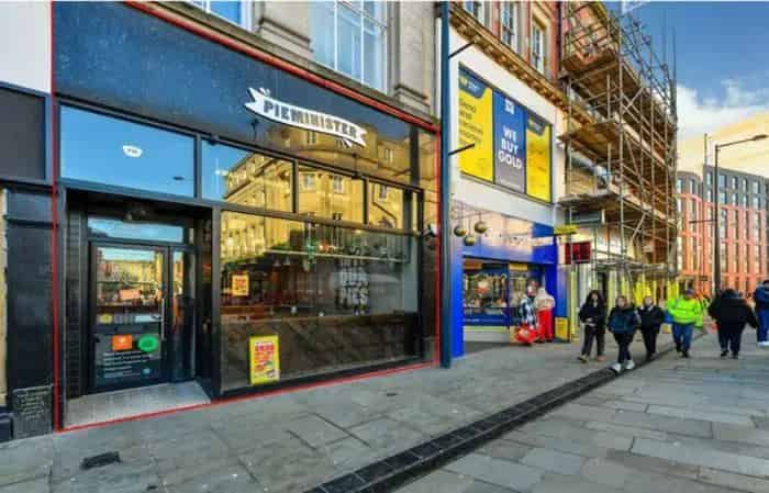 Restaurant Unit For Lease - Fully Fitted High Standard