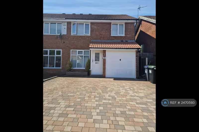 3 Bedroom Semi-Detached House Rubery - Modern Family Home