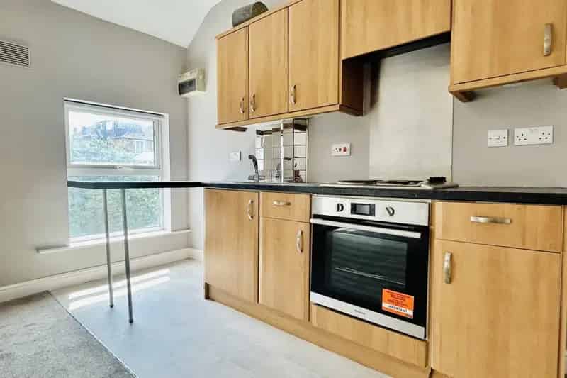 Refurbished One-Bedroom Flat All Bills Included