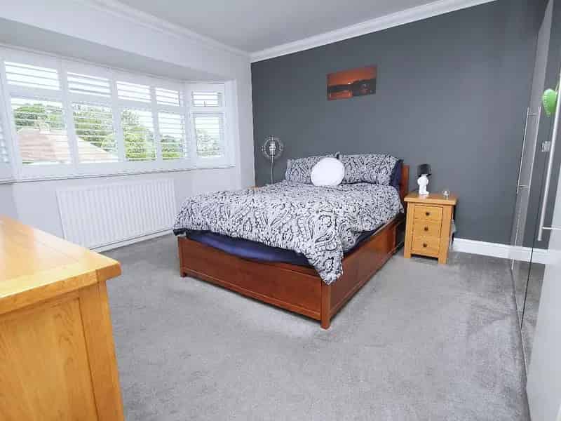 3 Bed Detached House For Sale Oakdale