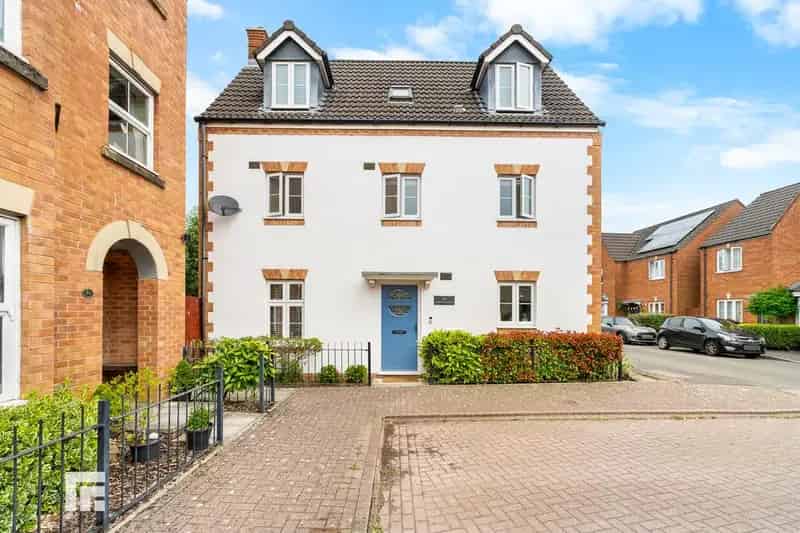 5 Bedroom Detached House for Sale in Radyr