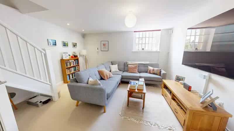 1 Bedroom Apartment for Sale