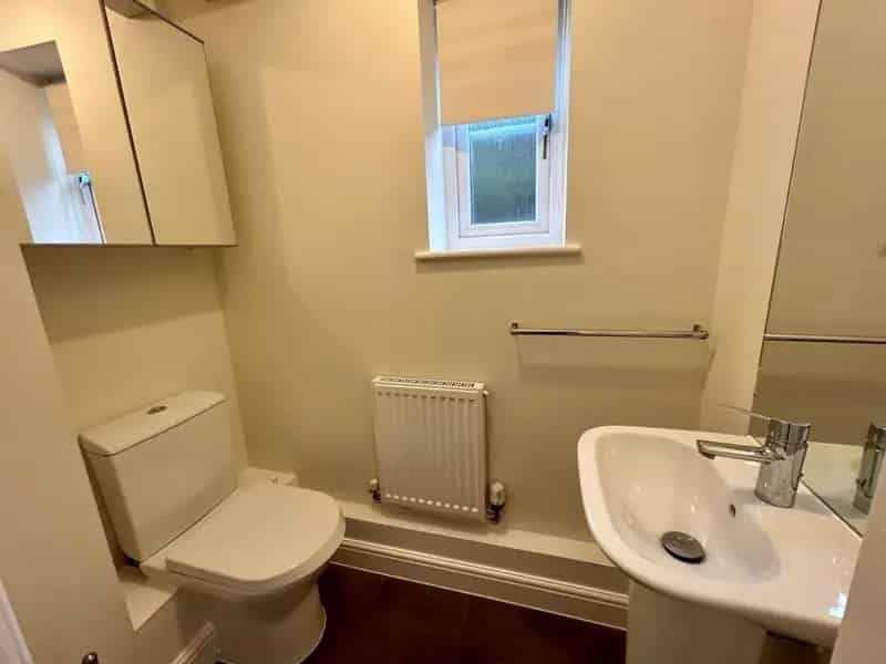 3 bedroom House
 To Let