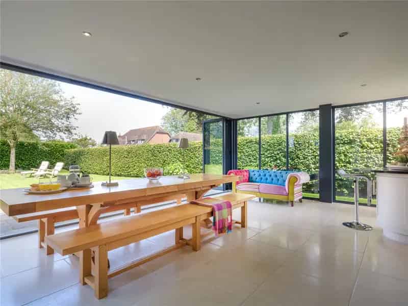 5 Bedroom Detached House Urchfont With Annexe And Planning Permission
