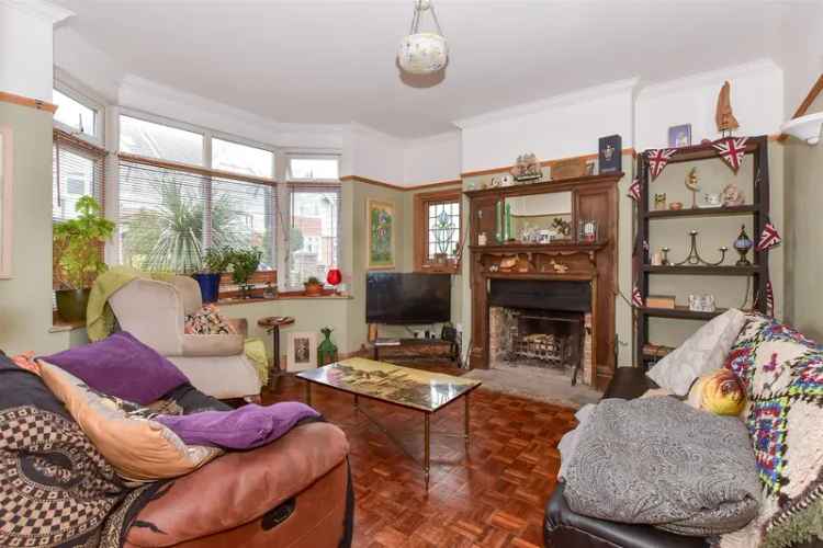 3 Bedroom Detached House for Sale Near Station
