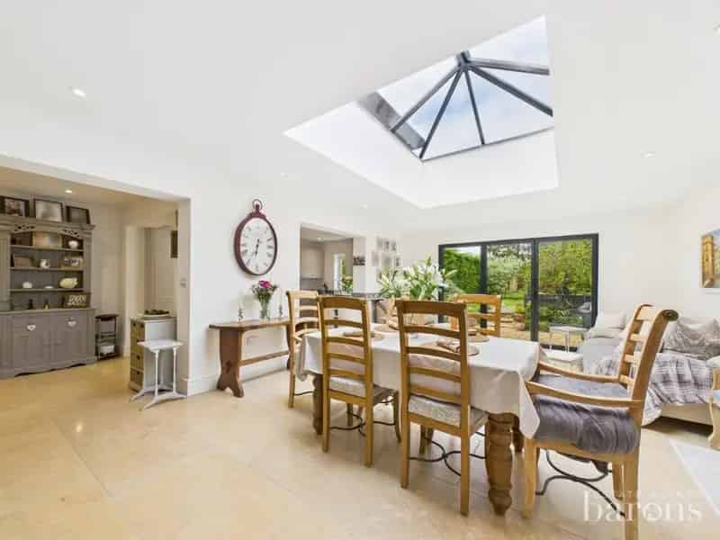 4 Bedroom Semi-Detached House for Sale in Old Basing