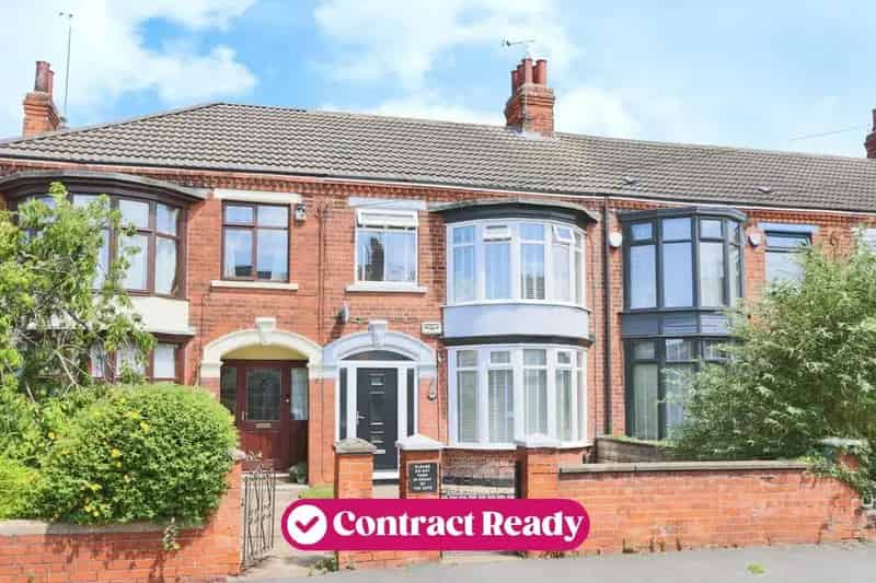 3 Bedroom Terraced House for Sale Contract Ready